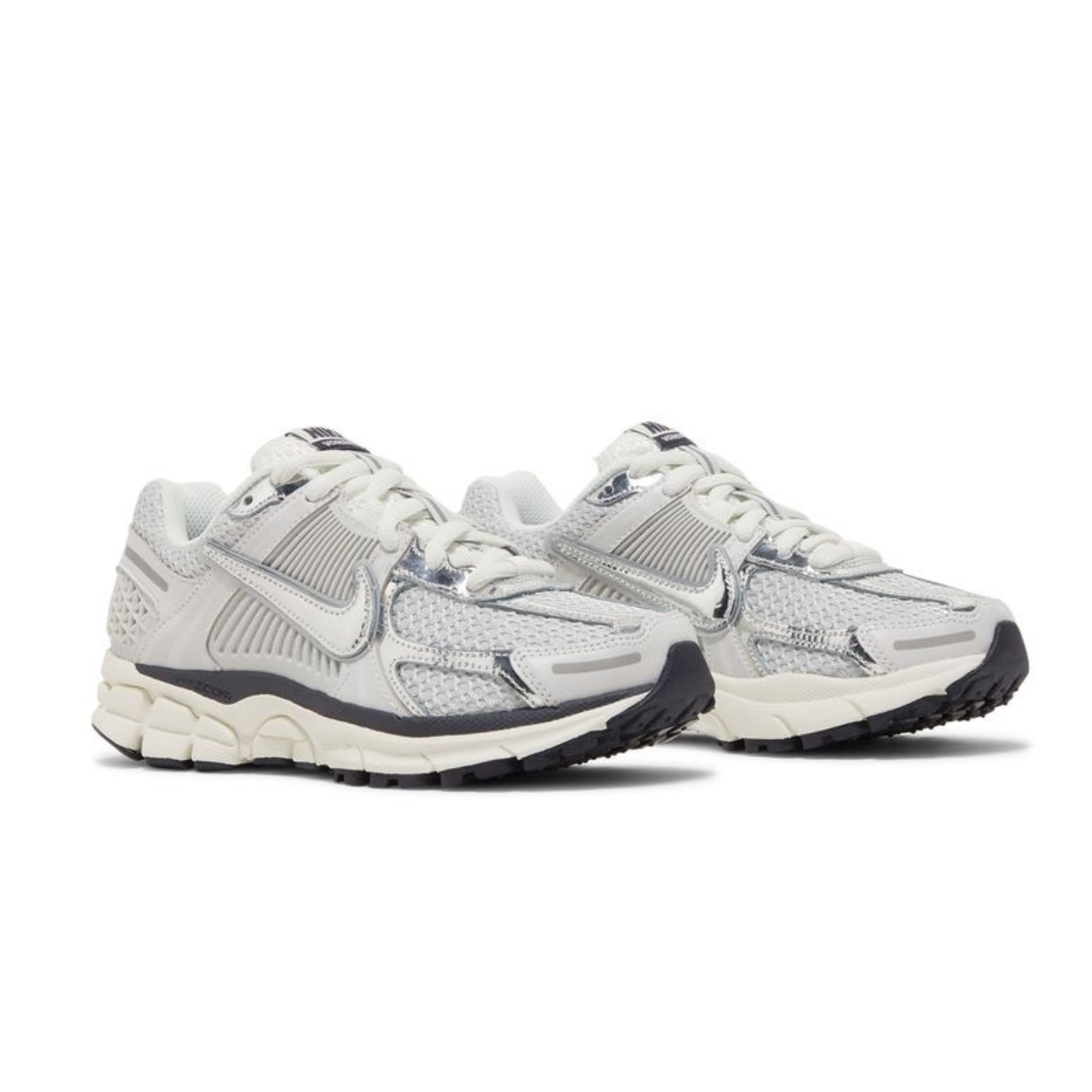 Air Zoom Vomero 5 'Photon Dust Metallic Silver' - Image 4